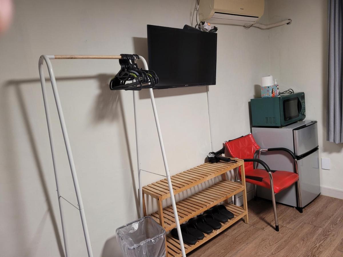 Able Guesthouse Hongdae 2 Сеул Экстерьер фото