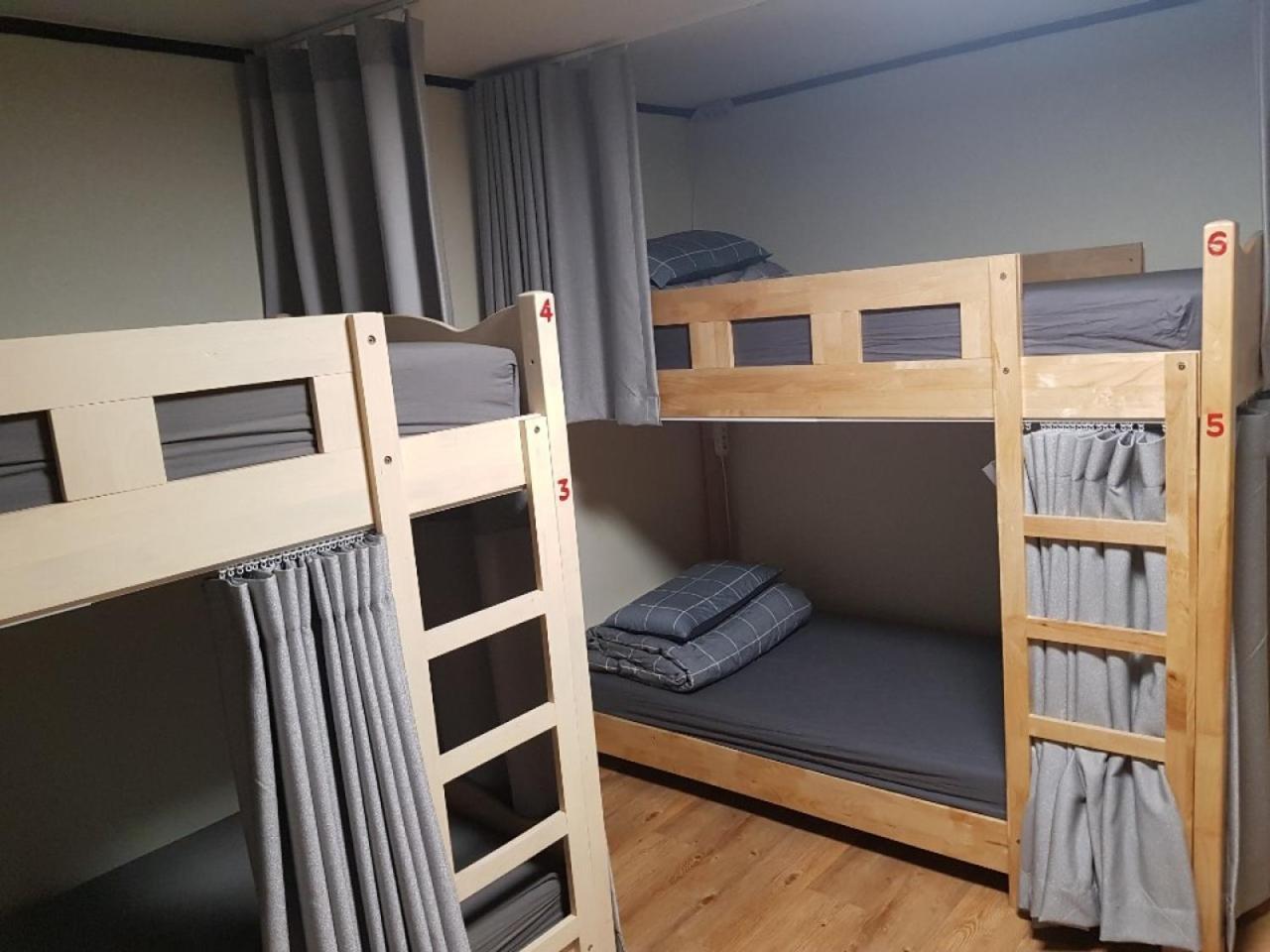 Able Guesthouse Hongdae 2 Сеул Экстерьер фото