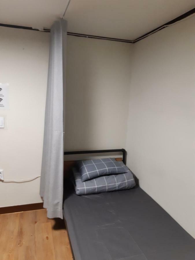 Able Guesthouse Hongdae 2 Сеул Экстерьер фото